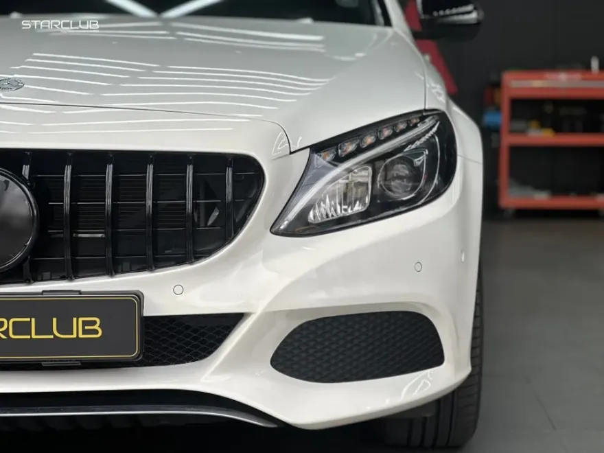 Mercedes-Benz C-Class W205のカーラッピング事例|費用目安・仕上がり 施工写真 2-2