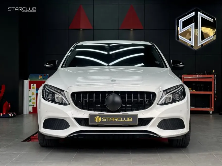 Mercedes-Benz C-Class W205のカーラッピング事例|費用目安・仕上がり 施工写真 2-3