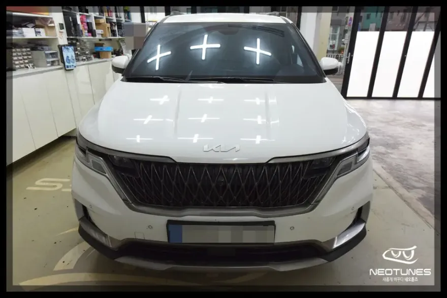 Kia Carnival KA4 Body Kit Installation Review photo 15