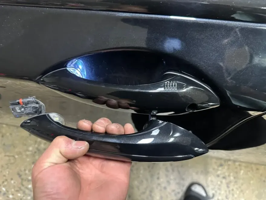 BMW 7 Series oem options - BMW 7 Series Comfort Access Retrofit Review photo 4