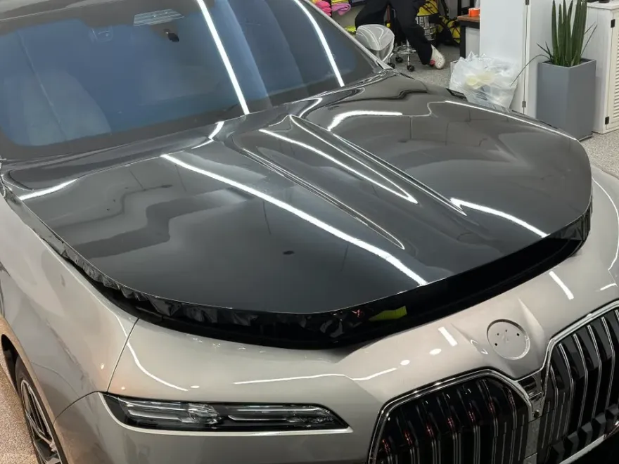 BMW 7 Seriesのカーラッピング事例|費用目安・仕上がり 施工写真 2-2