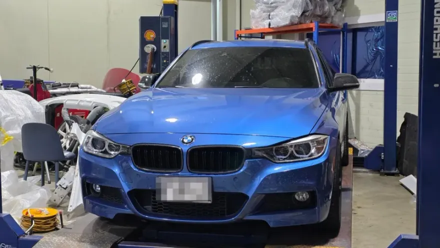 BMW 3 Series F30 body kit - BMW 3 Series F30 Body Kit Installation Review photo 3