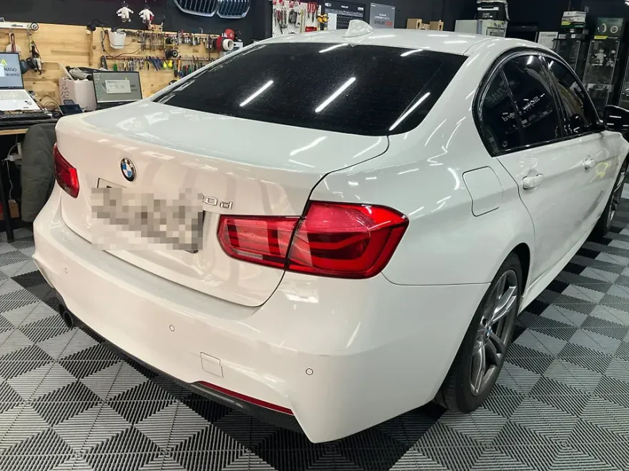 BMW 3 Series F30 PPF施工事例|費用目安・仕上がり 施工写真 2-1