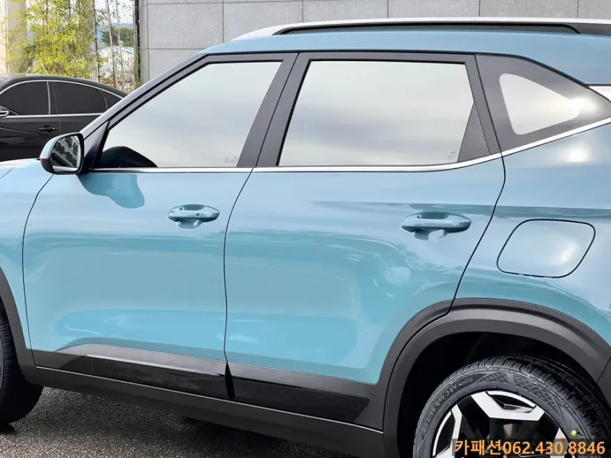 Kia Seltosのカーフィルム施工事例|費用目安・仕上がり 施工写真 3-3
