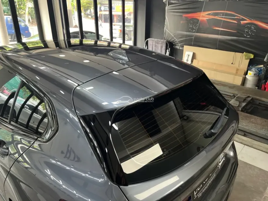 BMW 1 Series body kit - BMW 1 Series Body Kit Installation Review photo 4