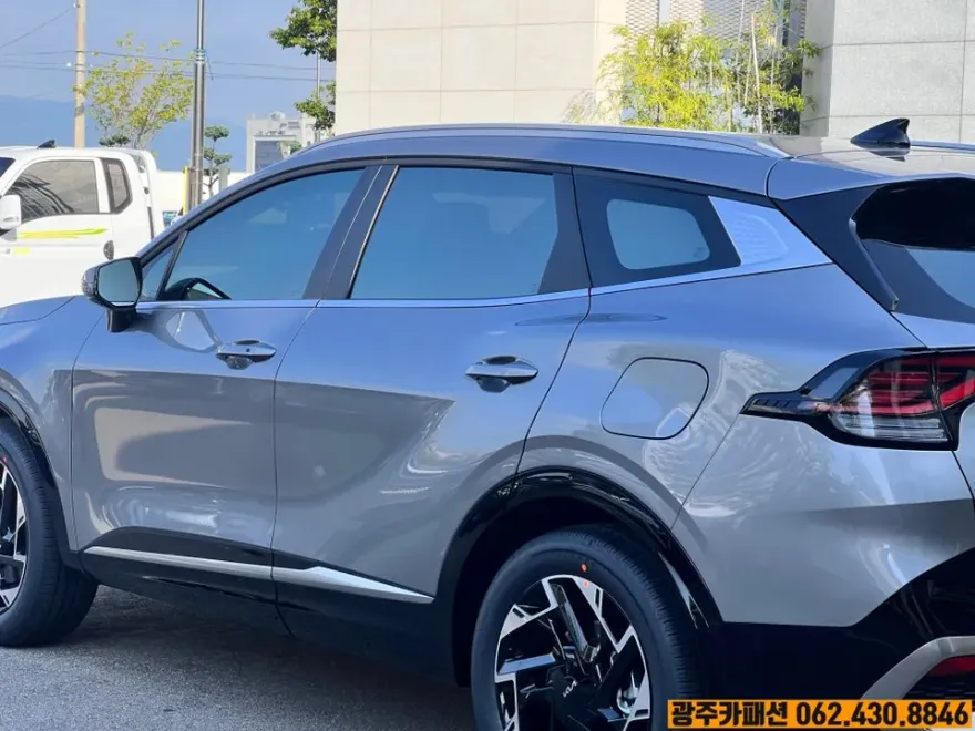 Kia Sportage NQ5のカーフィルム施工事例|費用目安・仕上がり 施工写真 3-3
