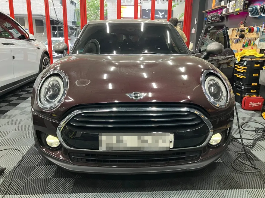 MINI Clubmanのドラレコ取付事例|費用目安・仕上がり 施工写真 1-1