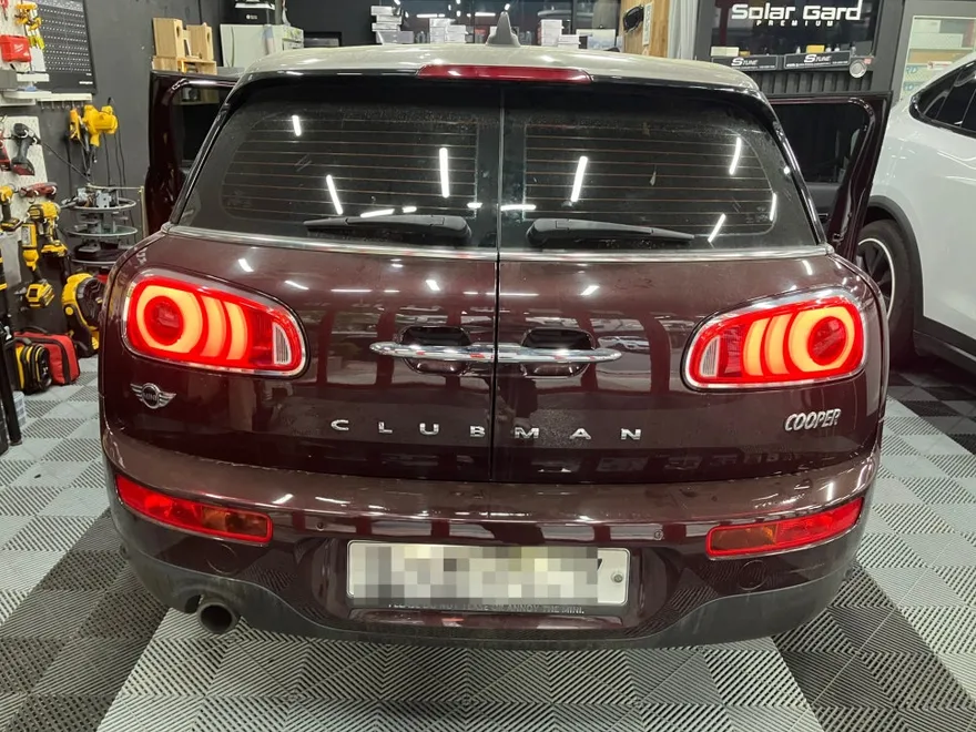 MINI Clubmanのドラレコ取付事例|費用目安・仕上がり 施工写真 2-1