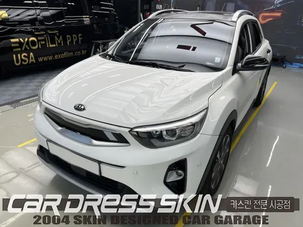 Kia Stonicのカーラッピング事例|費用目安・仕上がり 施工写真 1-1