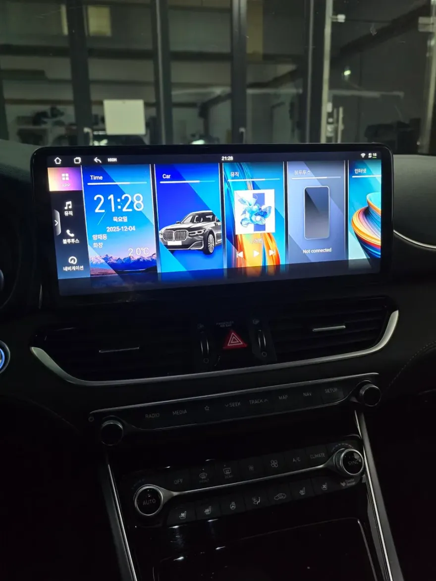 Hyundai Grandeur IGのAndroid Auto・CarPlay取付事例 施工写真 1-2