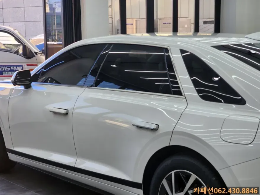 Hyundai Grandeur GN7のカーフィルム施工事例|費用目安・仕上がり 施工写真 3-2