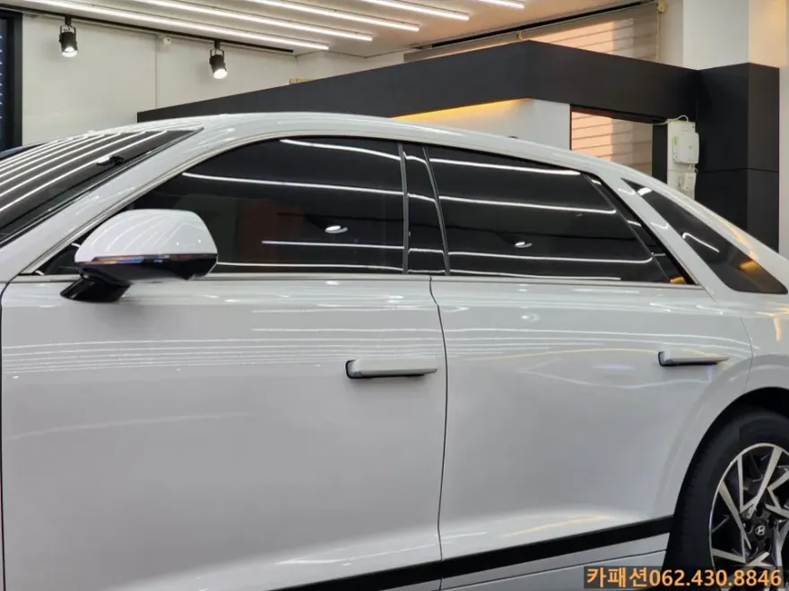 Hyundai Grandeur GN7のカーフィルム施工事例|費用目安・仕上がり 施工写真 4-2