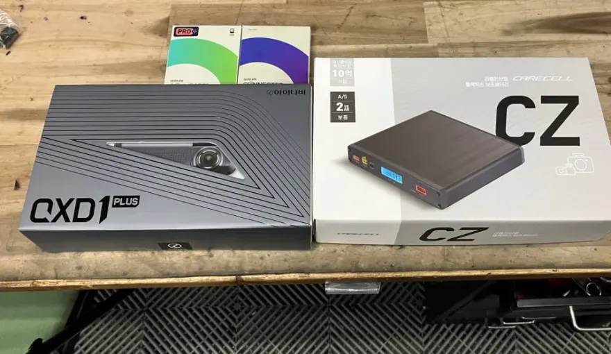 フォルクスワーゲン ゴルフ8世代のドラレコ取付事例 施工写真 3-1
