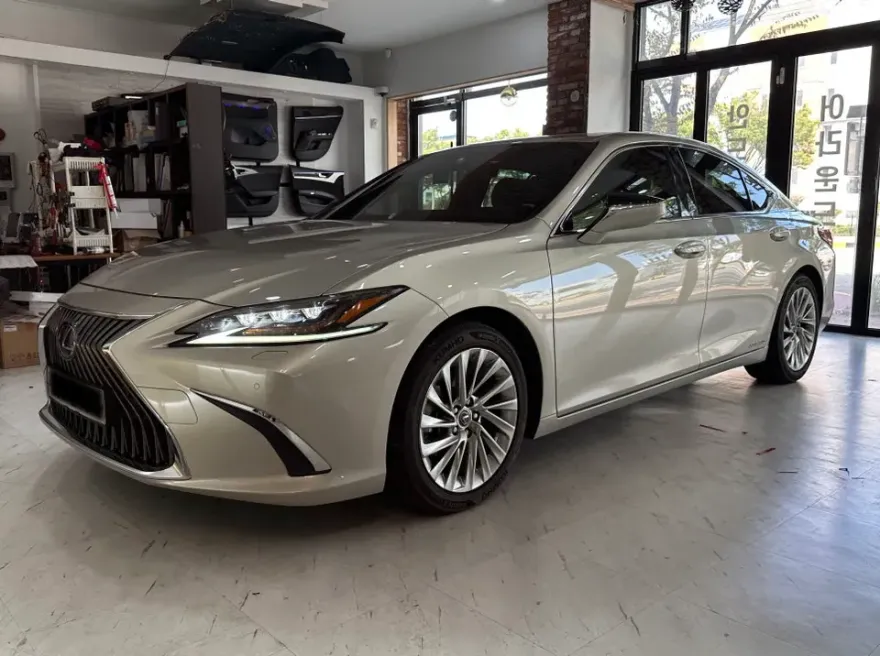 Lexus ES 300h android head unit installation result