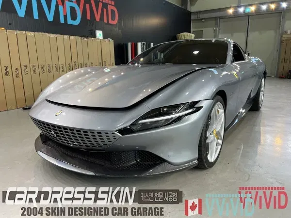 Ferrari Romaのカーラッピング事例|高級感ある仕上がり 施工写真 1-2
