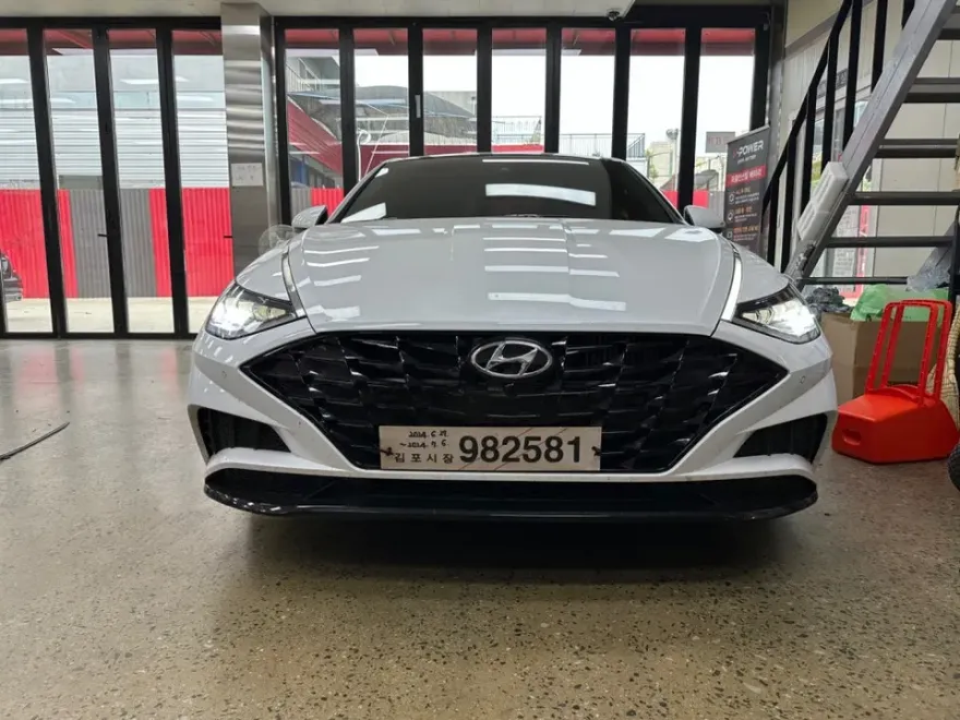 Hyundai Sonata DN8 lighting upgrade installation result