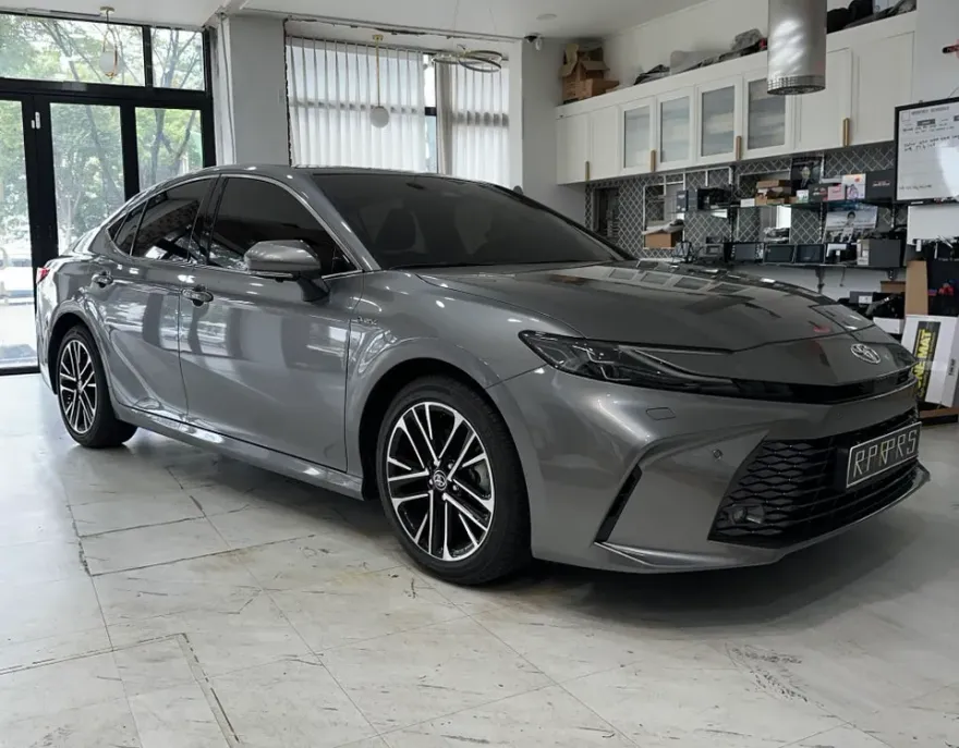 Toyota Camry oem options installation result