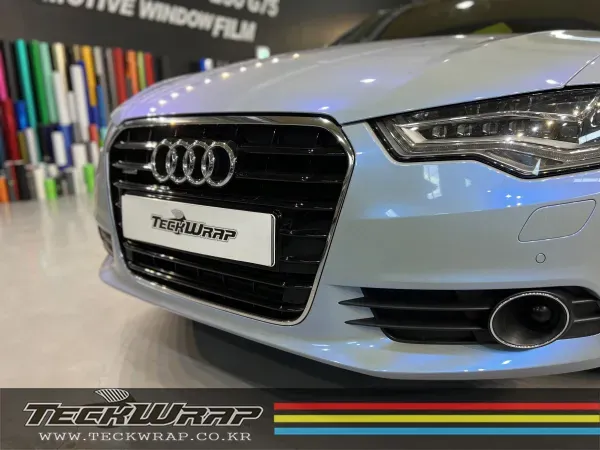 Audi A6 カメレオンラッピング事例|費用目安・仕上がり 施工写真 1-3