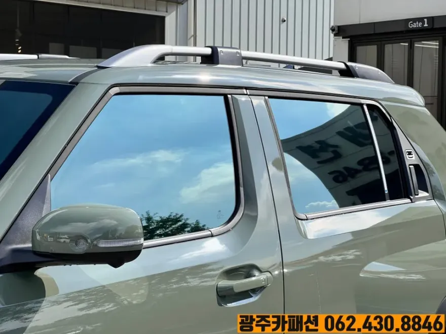 Hyundai Casperのカーフィルム施工事例|費用目安・仕上がり 施工写真 1-3