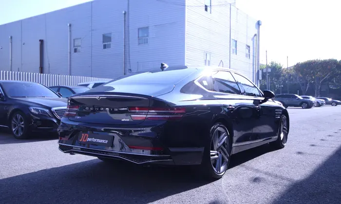Genesis G80 RG3 PPF施工事例｜費用目安と仕上がり 施工写真 3-1