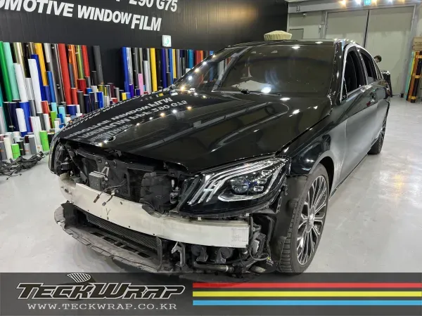Mercedes-Benz S-Classのカーラッピング事例|費用目安・仕上がり 施工写真 1-1