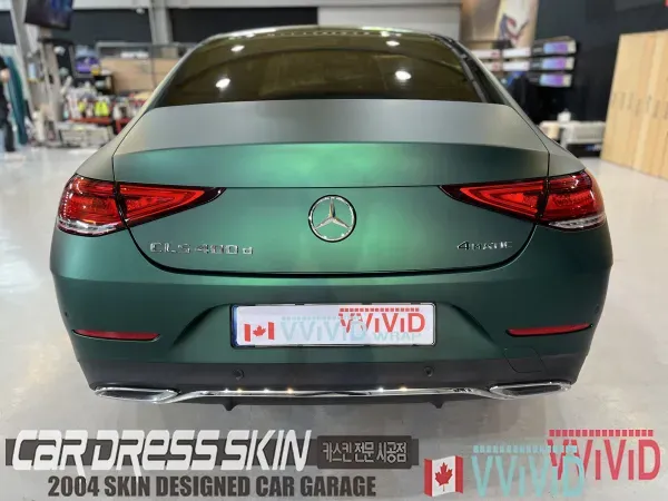 Mercedes-Benz CLSのカーラッピング事例｜無光グリーンクロム 施工写真 3-3