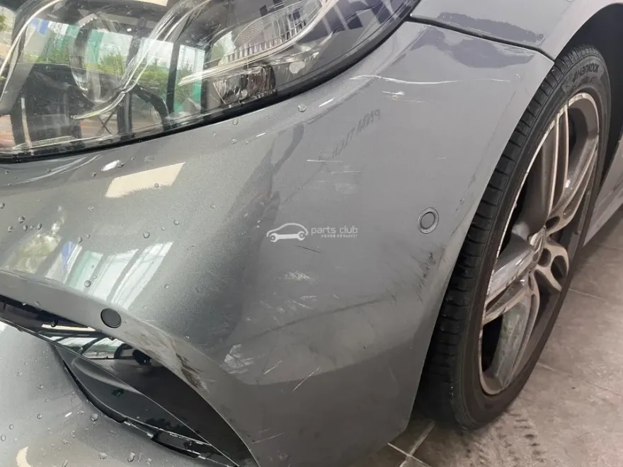 Mercedes-Benz E-Class body repair - Mercedes-Benz E-Class Body Repair & Painting Review photo 3