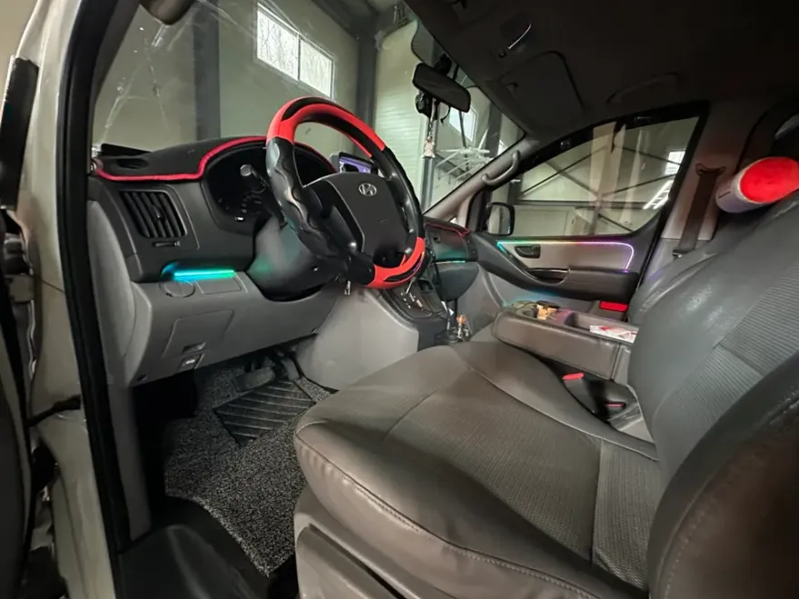 Hyundai Starex ambient lighting - Hyundai Starex Ambient Lighting Review — Cost & Results photo 3