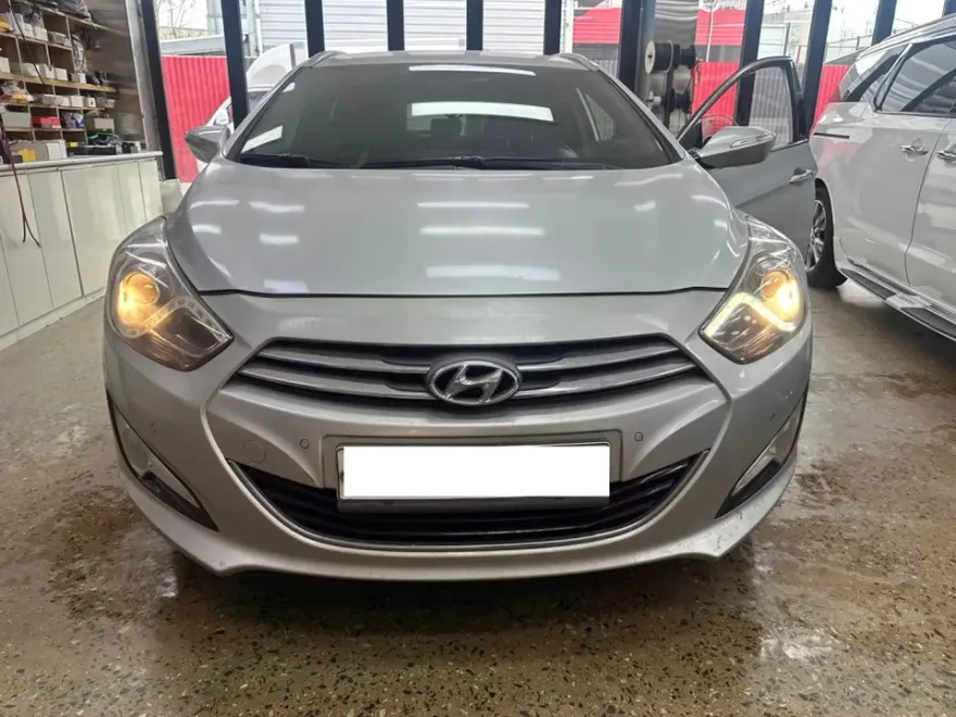 Hyundai i40 lighting upgrade installation result