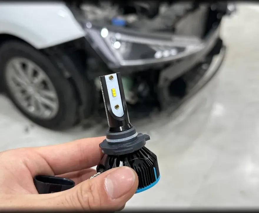 Hyundai Elantra ADのカーラッピング事例｜費用目安・仕上がり 施工写真 3-2