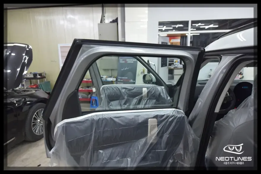 MINI Countrymanのカーフィルム施工事例|費用目安・仕上がり 施工写真 1-1