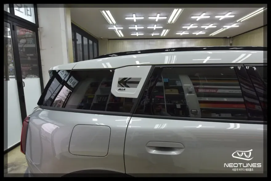 MINI Countrymanのカーフィルム施工事例|費用目安・仕上がり 施工写真 2-2