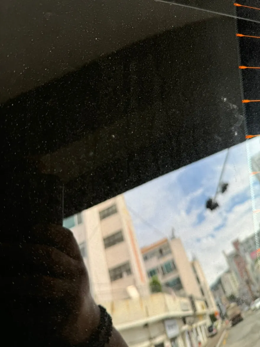 KG Mobility Torresのガラスコーティング事例|費用目安・仕上がり 施工写真 1-2