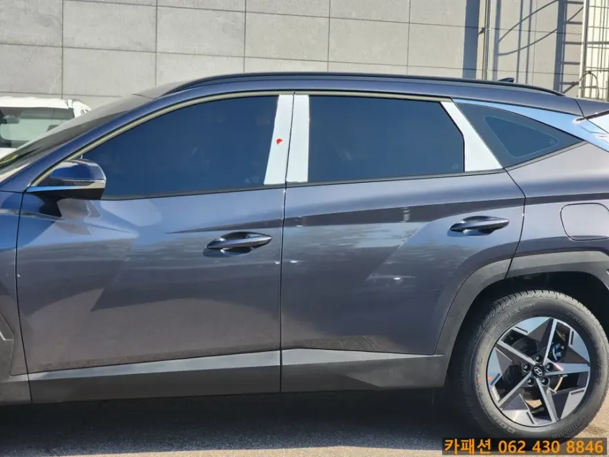 Hyundai Tucson NX4のカーフィルム施工事例|費用目安・仕上がり 施工写真 2-3