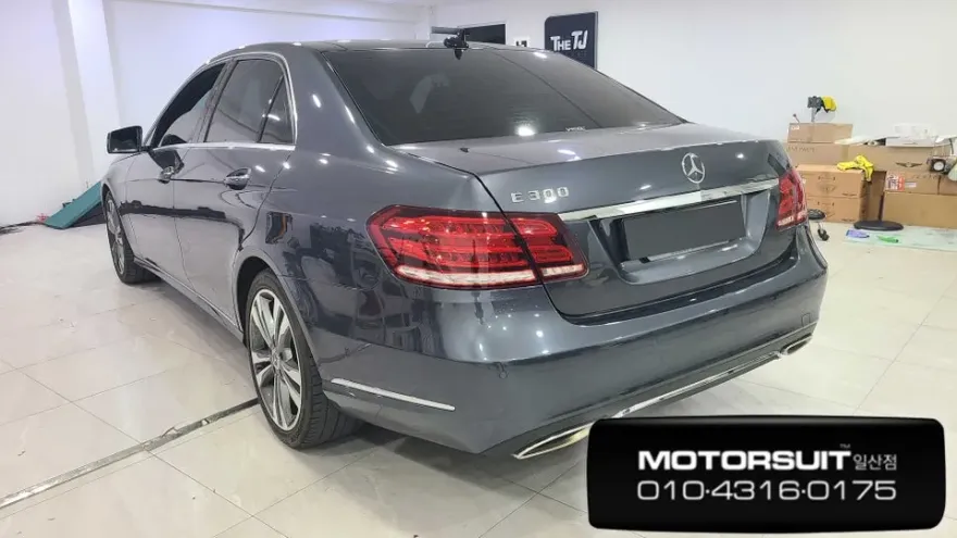 Mercedes-Benz E-Class W212 oem options - Mercedes-Benz E-Class W212 Blind Spot Assist Retrofit photo 4