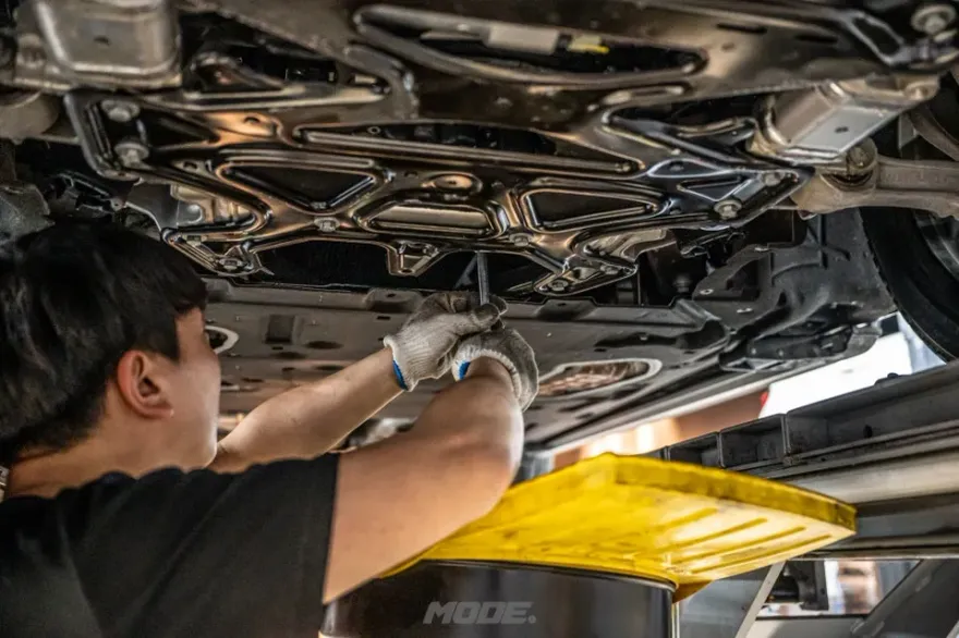Land Rover Range RoverのPPF施工事例 施工写真 4-1