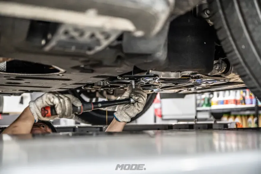 Land Rover Range RoverのPPF施工事例 施工写真 3-2