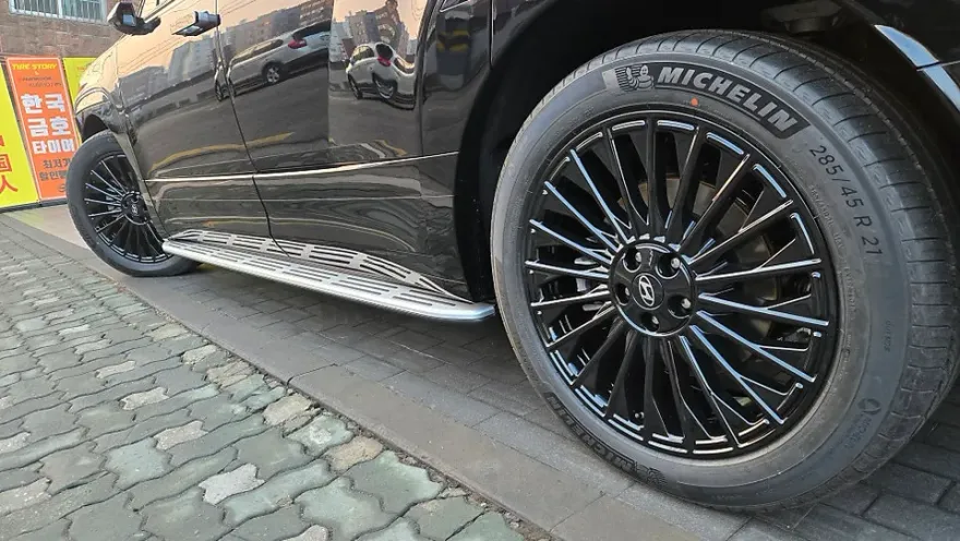 Hyundai IONIQ 9 wheel repair - Hyundai IONIQ 9 Wheel Repair & Painting Review photo 4