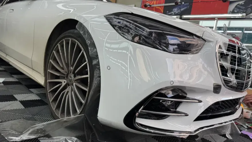 メルセデス・ベンツ Sクラス W223 PPF施工事例|費用目安・仕上がり 施工写真 2-3
