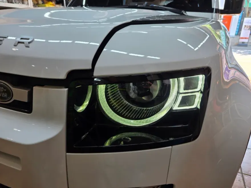 Land Rover Defender lighting upgrade - Land Rover Defender Lighting Upgrade Review photo 3