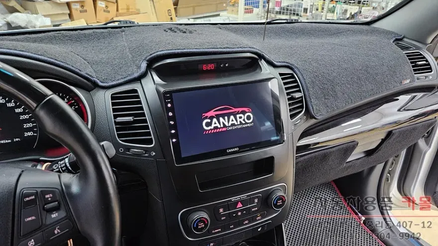 Kia Sorento RのAndroid Auto・CarPlay取付事例 施工写真 2-2