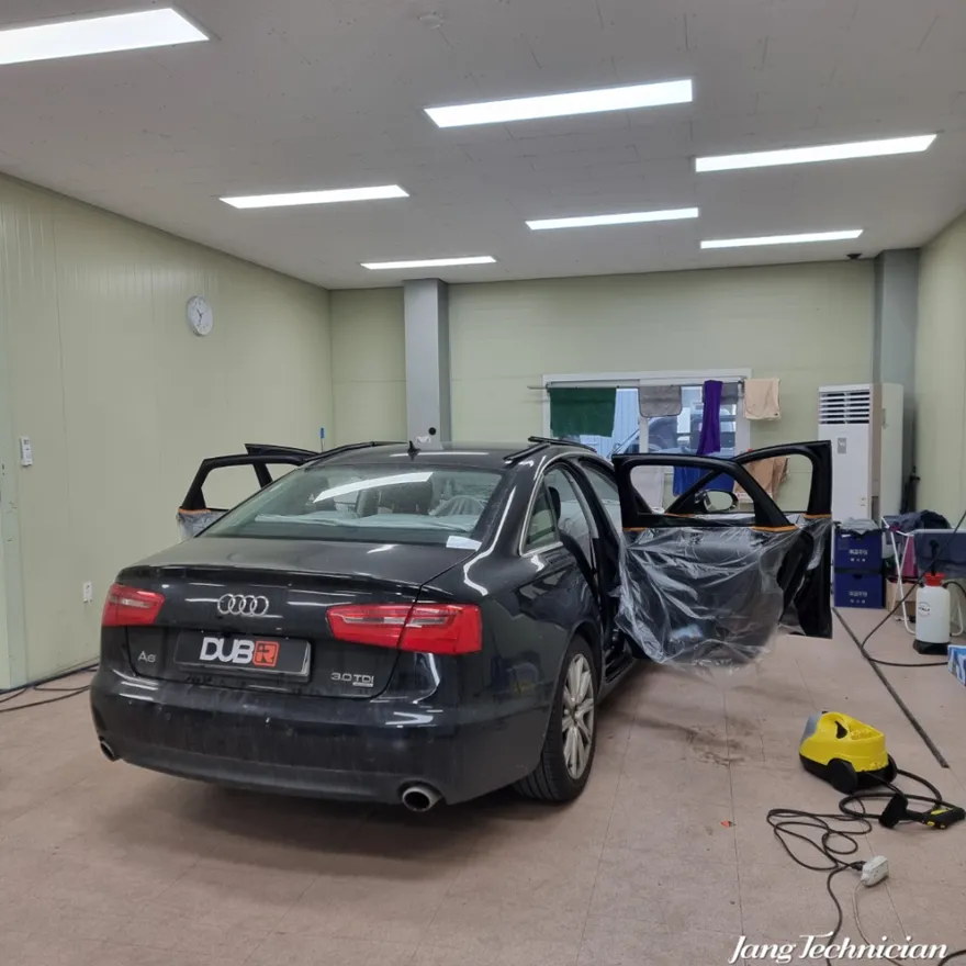 Audi A6のカーフィルム施工事例|費用目安・仕上がり 施工写真 3-1