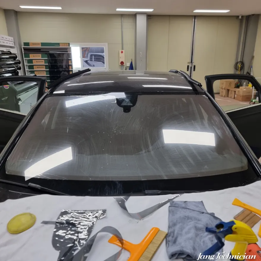 Audi A6のカーフィルム施工事例|費用目安・仕上がり 施工写真 2-2