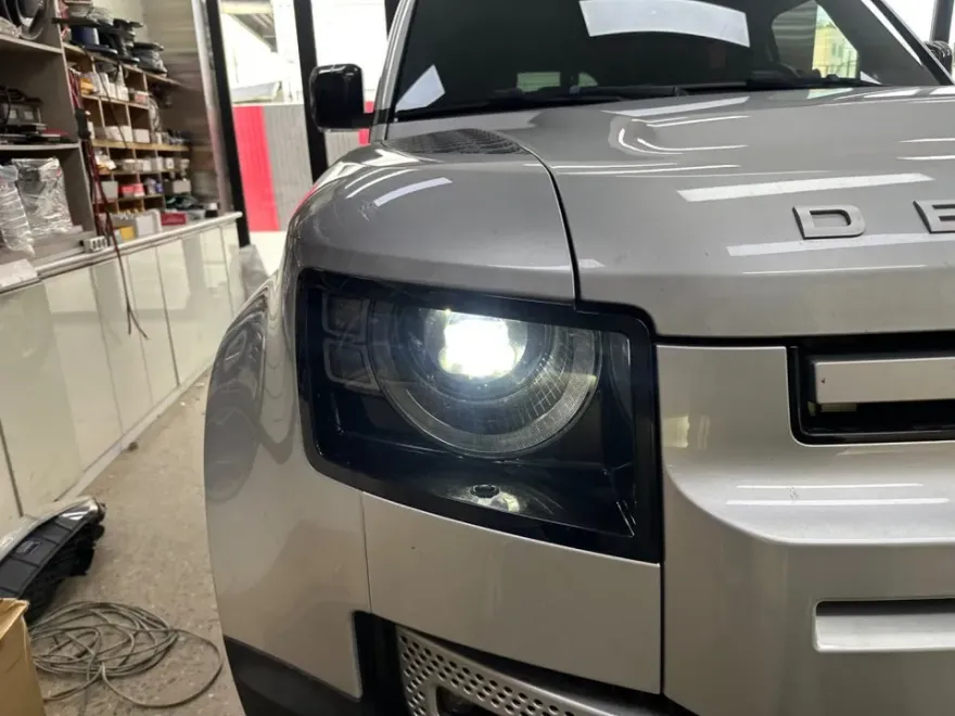 Land Rover Defender lighting upgrade - Land Rover Defender Lighting Upgrade Review: Cost & Results photo 2