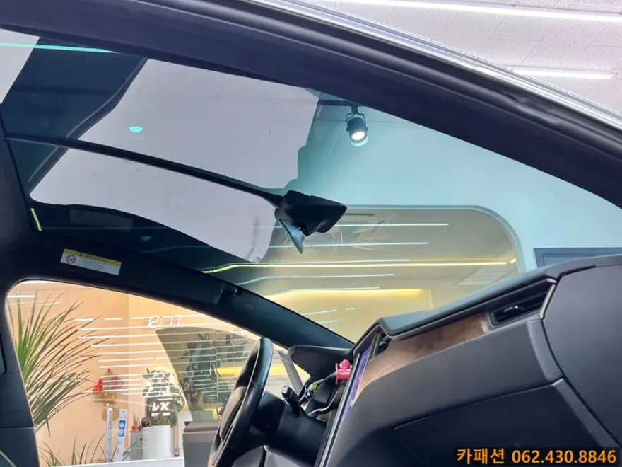 Tesla Model Xのカーフィルム施工事例｜費用目安・仕上がり 施工写真 3-1