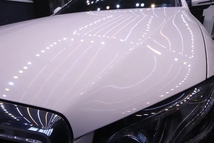 Mercedes-Benz Eクラス W213のガラスコーティング事例|費用目安・仕上がり 施工写真 2-3