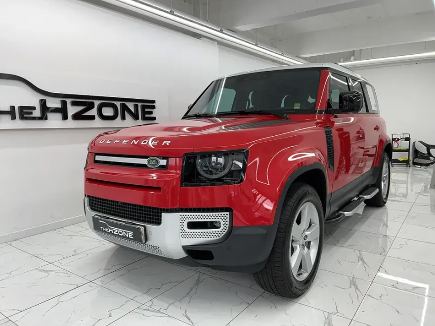 Land Rover Defenderのカーラッピング事例|費用目安・仕上がり 施工写真 1-3