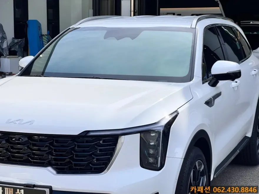 Kia Sorento MQ4のカーフィルム施工事例｜断熱・プライバシー効果 施工写真 3-2