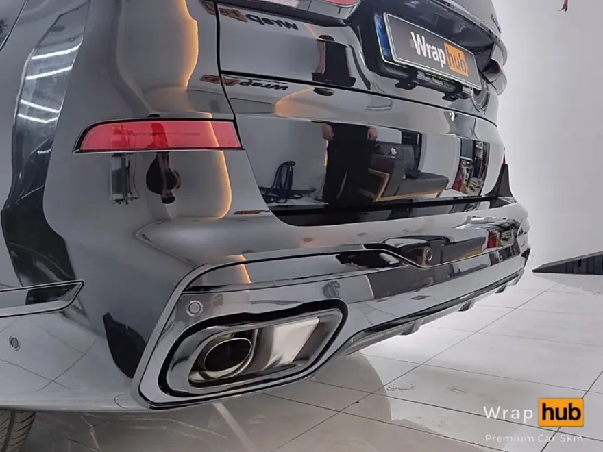 BMW X7のカーラッピング事例|クロームをブラック化 施工写真 2-3
