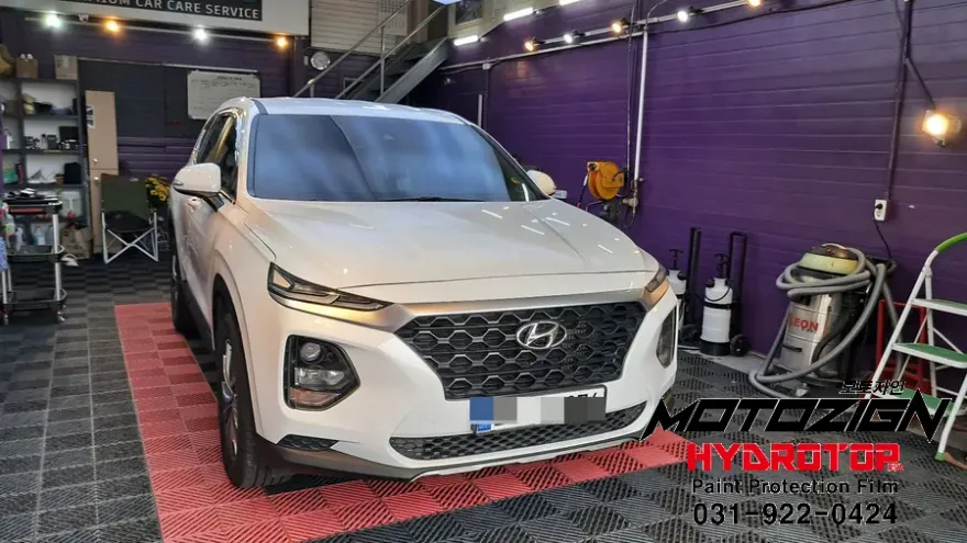 Hyundai Santa Feのガラスコーティング事例|費用目安・仕上がり 施工写真 2-2